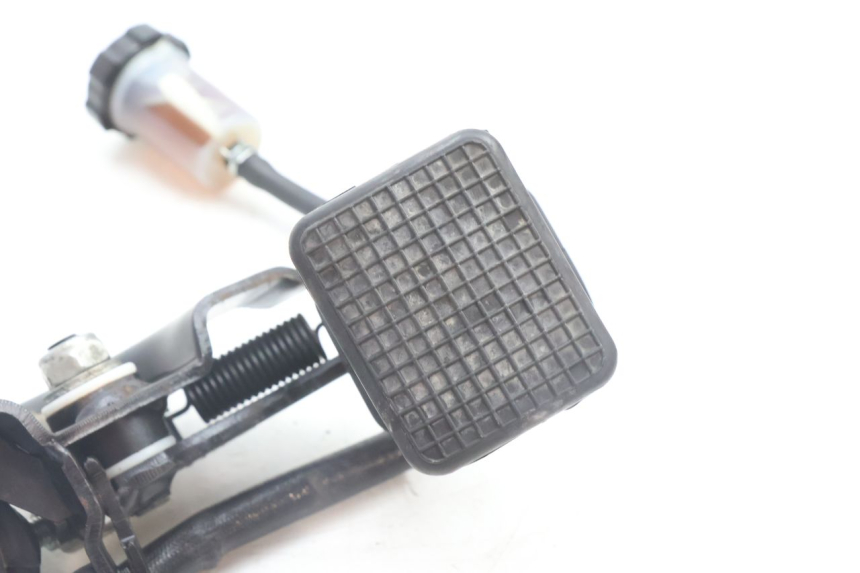photo de BREMSPEDAL PIAGGIO MP3 500 (2016 - 2018) - Oberflächenzustand und Material