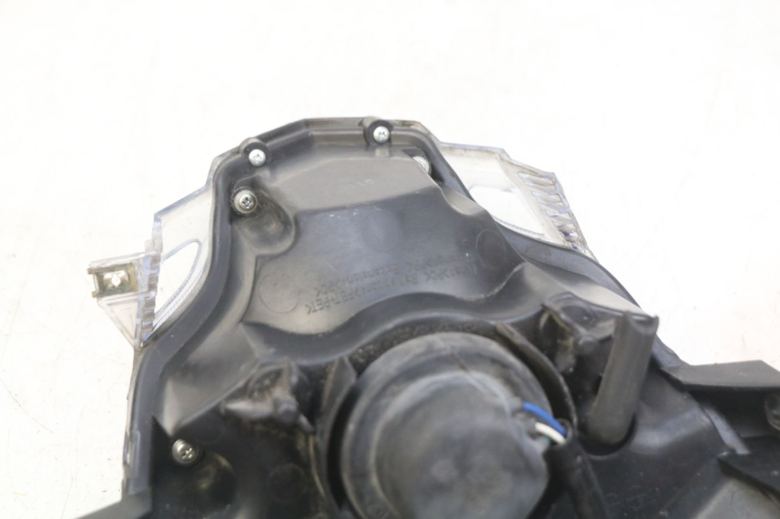 photo de SCHEINWERFER KYMCO AGILITY 16+ 4T 50 (2018 - 2023) - Zoom auf Gebrauchszustand