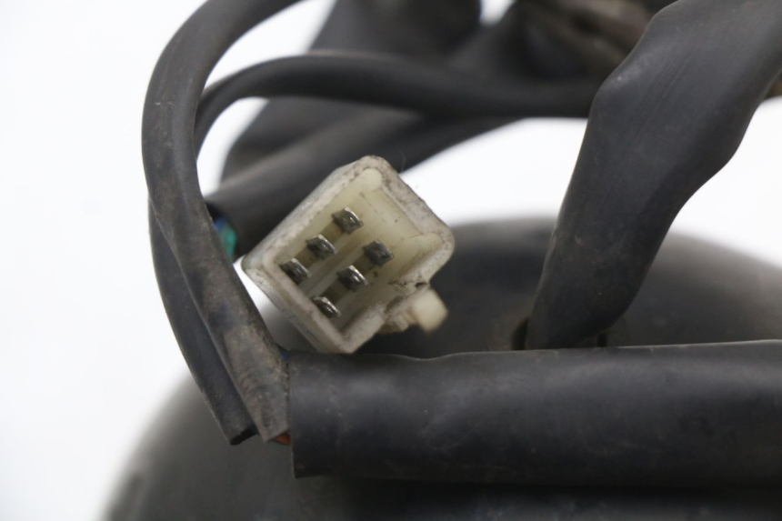 photo de SCHEINWERFER KYMCO AGILITY CARRY 50 (2011 - 2020) - Details der Befestigungspunkte