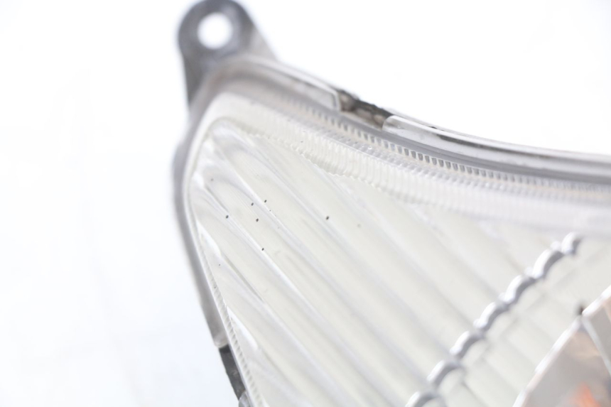 photo de SCHEINWERFER KYMCO AGILITY FR 2T 50 (2012 - 2017) - Details der Befestigungspunkte