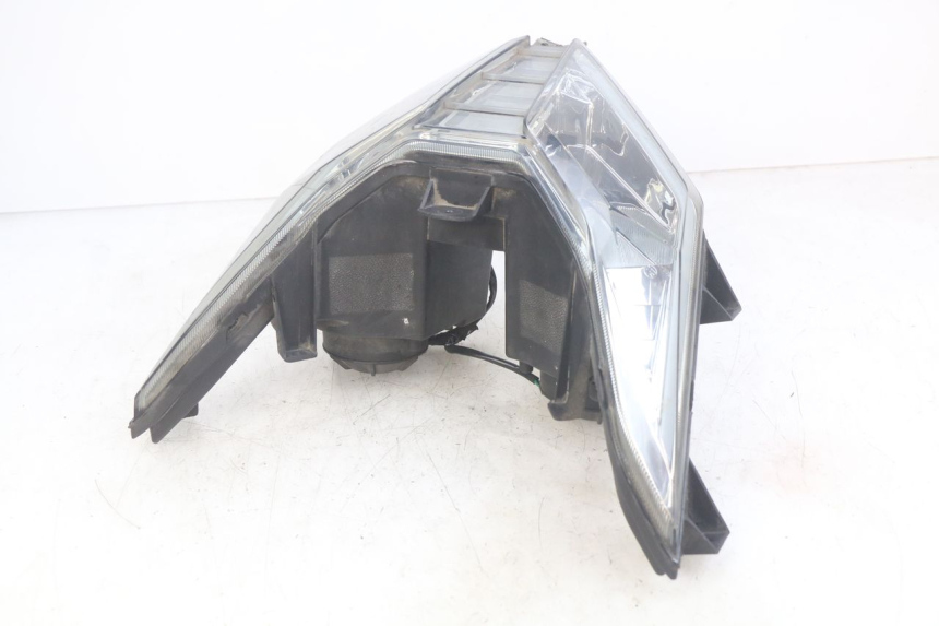 photo de VORDERSCHEINWERFER NECO ALEXONE 125 (2017 - 2024) - Details der Befestigungspunkte