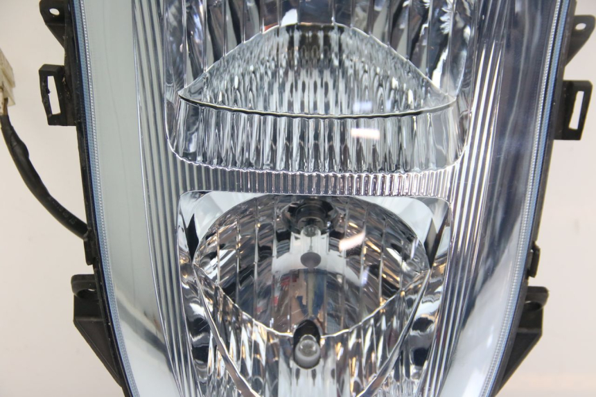 photo de VORDERSCHEINWERFER ECCITY ARTELEC 670 1 (2013 - 2017) - Zoom auf Gebrauchszustand