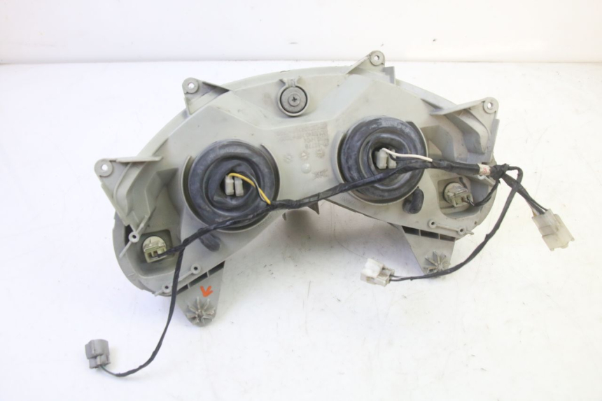 photo de VORDERLICHT SUZUKI BURGMAN 125 (2007 - 2014) - Details der Befestigungspunkte