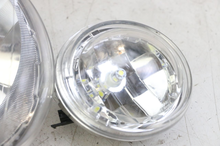 photo de VORDERSCHEINWERFER YAMAHA BW'S BWS 125 (2010 - 2013) - Gesamtansicht des Produkts