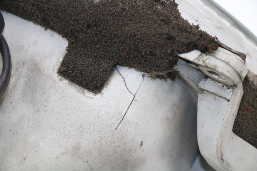 photo de SCHEINWERFER HONDA CBR F 600 (1991 - 1994) - Technische Nahaufnahme