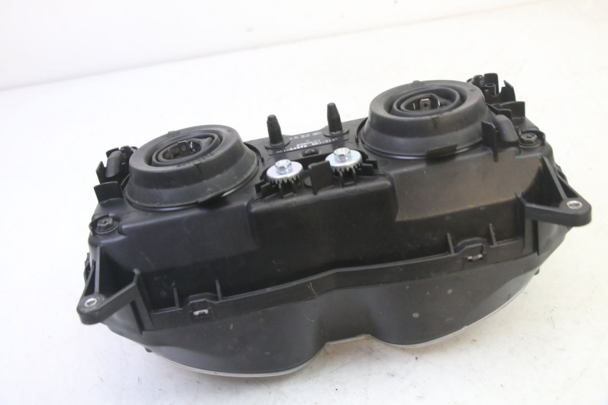 photo de SCHEINWERFER HONDA CBR RR FIREBLADE 900 (1992 - 1994) - Oberflächenzustand und Material