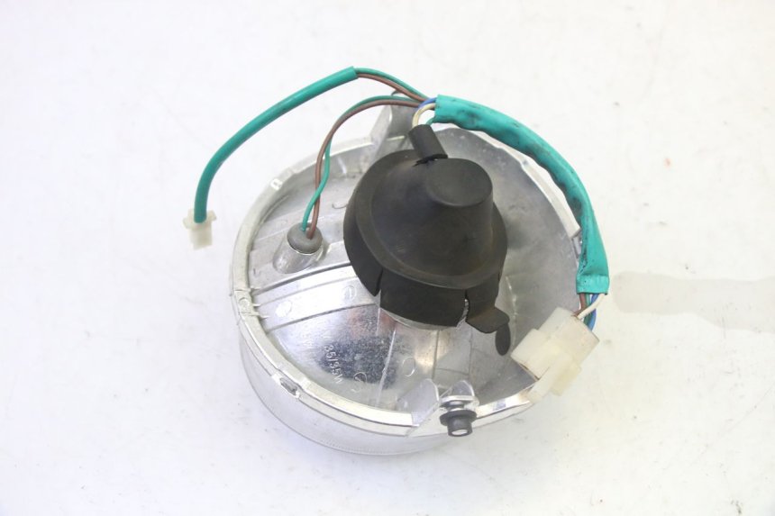 photo de VORDERSCHEINWERFER SYM CROX 4T 50 (2016 - 2023) - Oberflächenzustand und Material