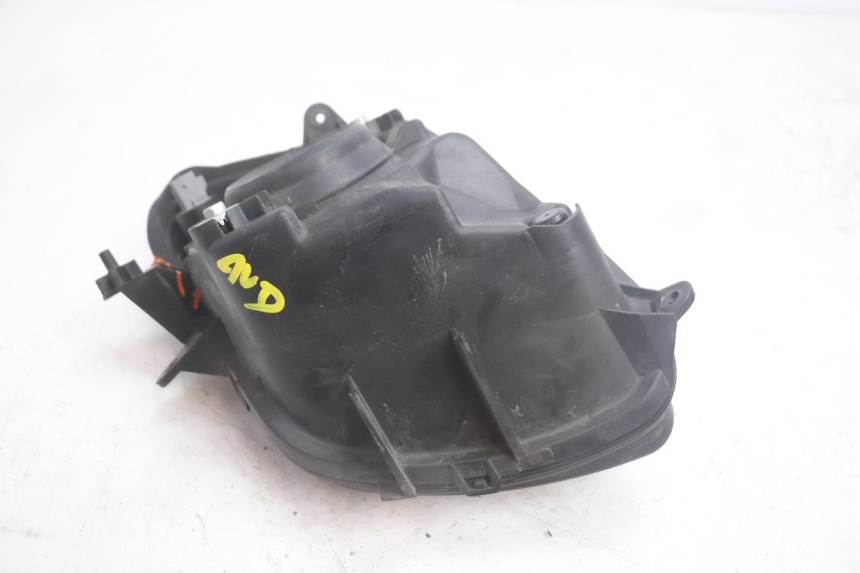 photo de SCHEINWERFER RECHTS SUZUKI BURGMAN EXECUTIVE ABS 650 (2006 - 2012) - Hochauflösende Nahaufnahme