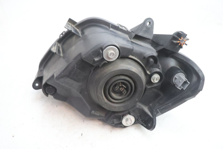 photo de SCHEINWERFER RECHTS SUZUKI BURGMAN EXECUTIVE ABS 650 (2006 - 2012) - Technische Nahaufnahme