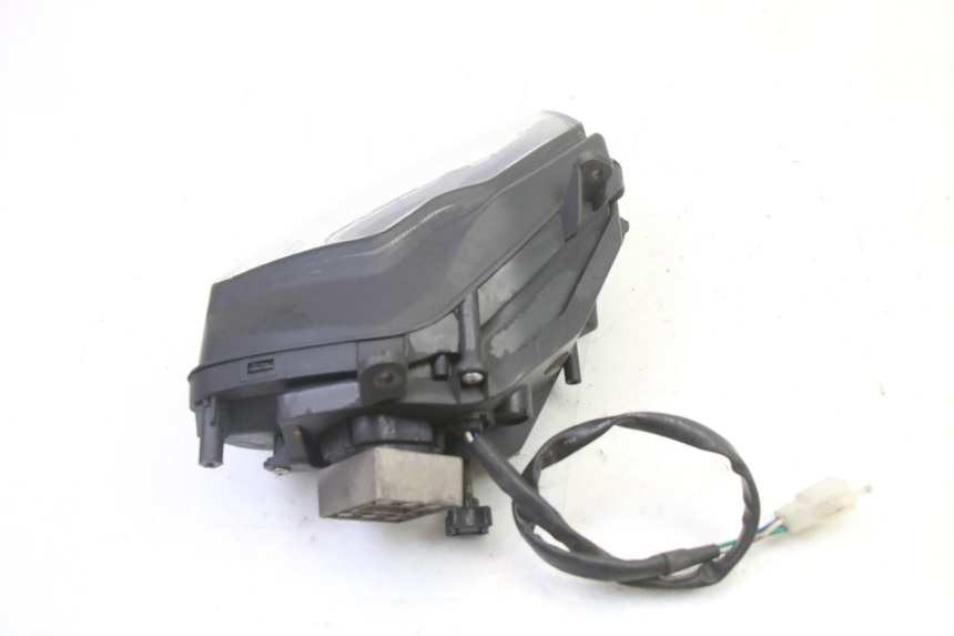 photo de SCHEINWERFER RECHTS ORCAL CAVARO 4T 50 (2019 - 2023) - Alternative Perspektive