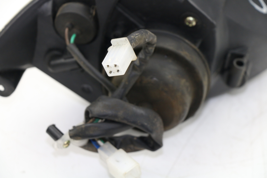 photo de SCHEINWERFER RECHTS LINTEX HT50QT-36 VERONA 50 (2012 - 2017) - Kennzeichnungen und Originalreferenzen