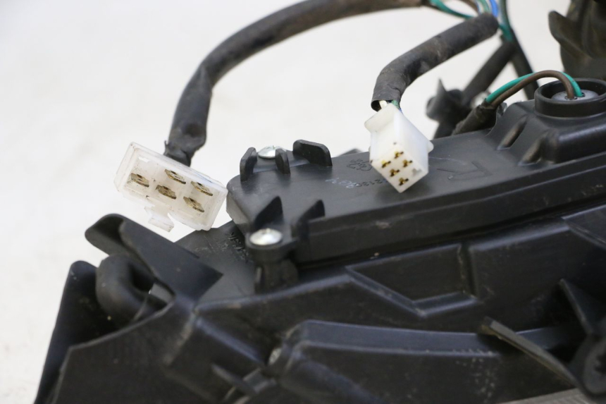 photo de SCHEINWERFER RECHTS SYM JOYMAX 125 (2010 - 2017) - Detailansicht des Bauteils