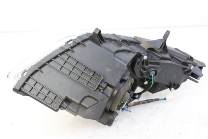 photo de SCHEINWERFER RECHTS SYM JOYMAX 125 (2010 - 2017) - Kennzeichnungen und Originalreferenzen