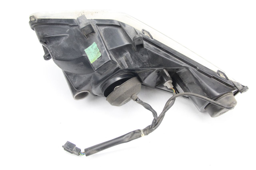 photo de RECHTER FRONTSCHEINWERFER PEUGEOT SATELIS 125 (2006 - 2009) - Details der Befestigungspunkte