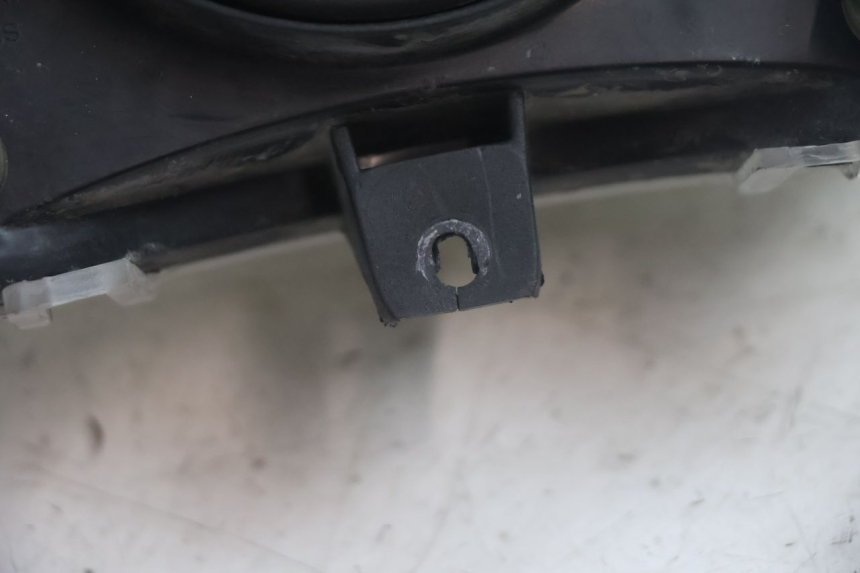 photo de SCHEINWERFER CF MOTO E-CHARM 125 (2005 - 2008) - Details der Befestigungspunkte