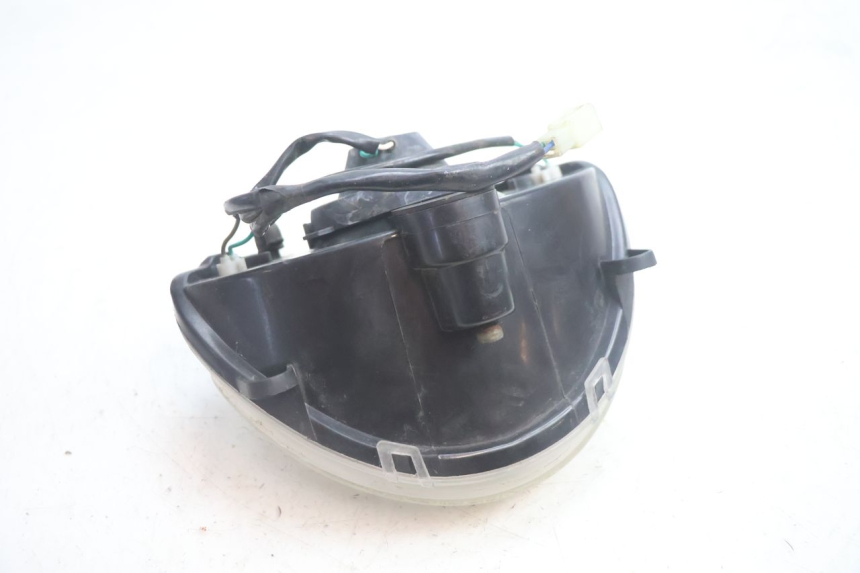 photo de SCHEINWERFER CF MOTO E-CHARM 125 (2005 - 2008) - Oberflächenzustand und Material