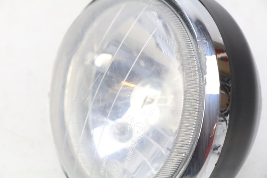 photo de VORDERSCHEINWERFER EFUN E2GO 1 (2017 - 2021) - Details der Befestigungspunkte