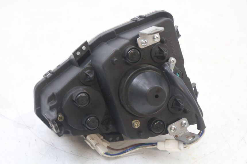 photo de SCHEINWERFER EBROH BRAVO GLE 1 (2020 - 2024) - Details der Befestigungspunkte