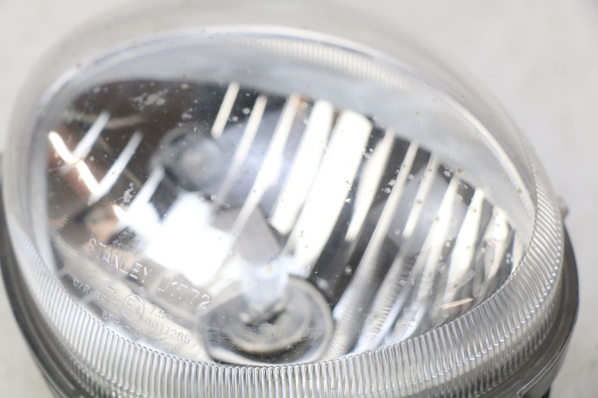 photo de SCHEINWERFER YAMAHA D'ELIGHT DELIGHT 115 (2013 - 2017) - Zoom auf Gebrauchszustand