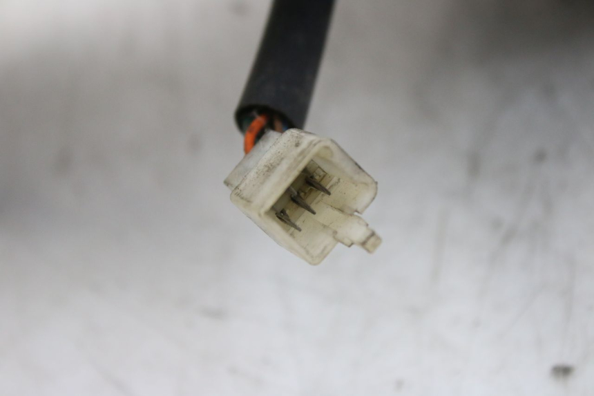 photo de VORDERSCHEINWERFER PEUGEOT ELYSTAR 50 (2002 - 2014) - Zoom auf Gebrauchszustand