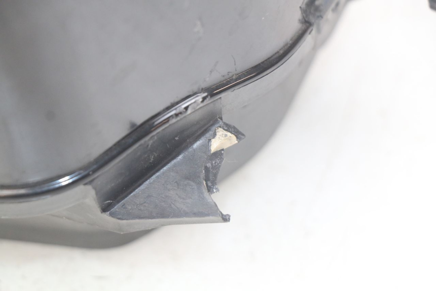 photo de VORDERSCHEINWERFER HONDA FES PANTHEON 2T 125 (1998 - 2002) - Charakteristische Merkmale