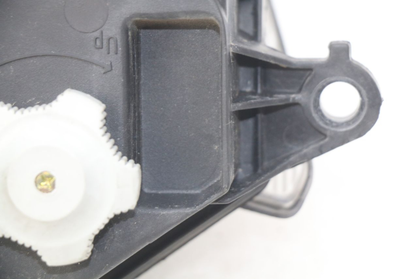 photo de VORDERSCHEINWERFER HONDA FES PANTHEON 2T 125 (1998 - 2002) - Details der Befestigungspunkte