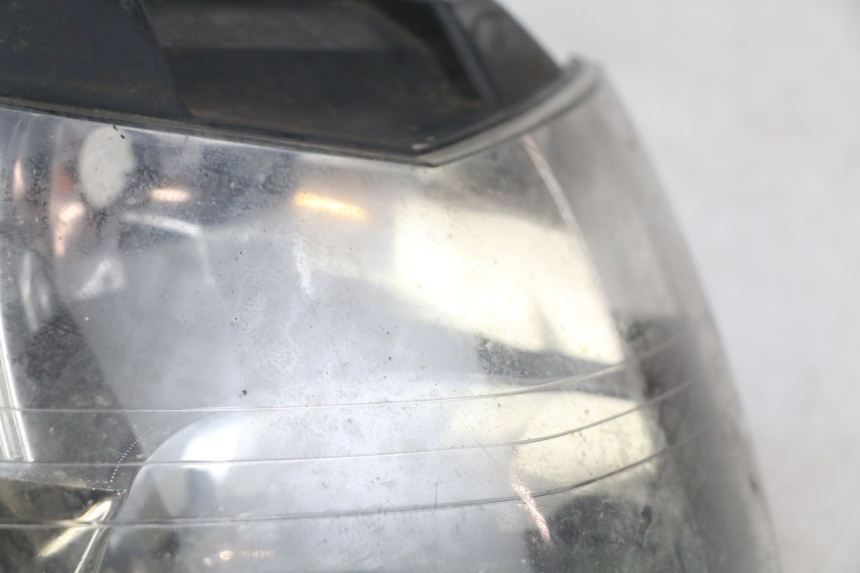 photo de VORDERSCHEINWERFER HONDA FES PANTHEON 2T 125 (1998 - 2002) - Hochauflösende Nahaufnahme