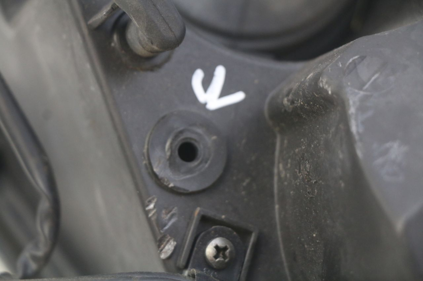 photo de VORDERSCHEINWERFER HONDA FES PANTHEON 125 (2003 - 2007) - Technische Nahaufnahme