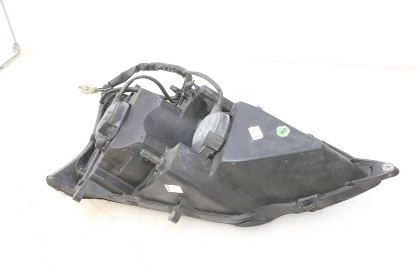 photo de VORDERSCHEINWERFER HONDA FES PANTHEON 125 (2003 - 2007) - Zoom auf Gebrauchszustand