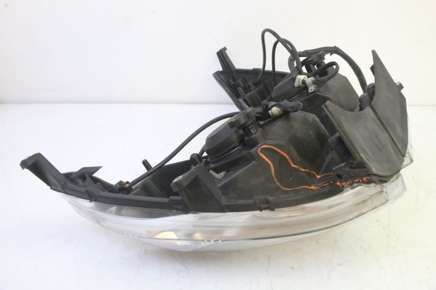 photo de VORDERSCHEINWERFER HONDA FES S-WING SWING ABS 125 (2007 - 2015) - Oberflächenzustand und Material