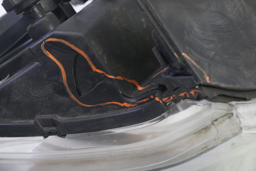 photo de VORDERSCHEINWERFER HONDA FES S-WING SWING ABS 125 (2007 - 2015) - Geprüftes Gebrauchtteil