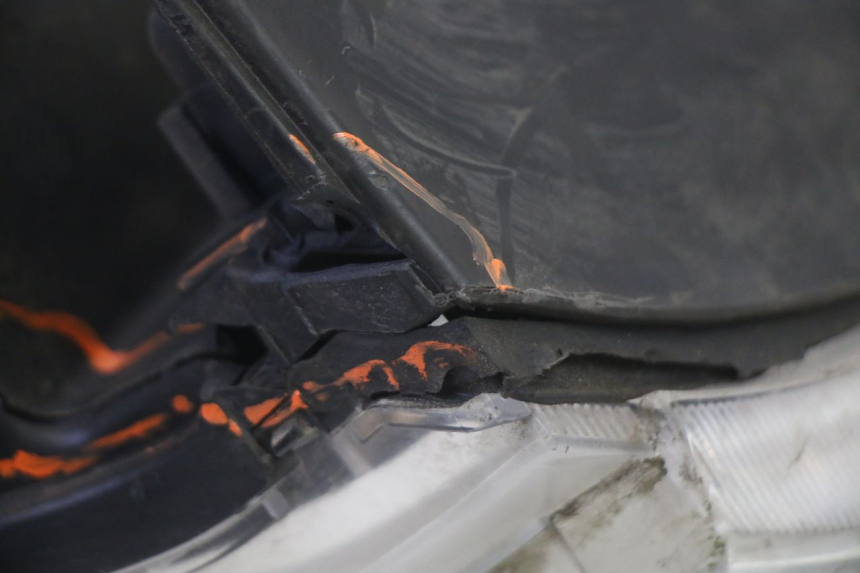 photo de VORDERSCHEINWERFER HONDA FES S-WING SWING ABS 125 (2007 - 2015) - Kennzeichnungen und Originalreferenzen