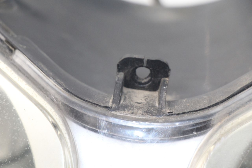 photo de SCHEINWERFER LINTEX FEVER 2T 50 (2009 - 2022) - Oberflächenzustand und Material