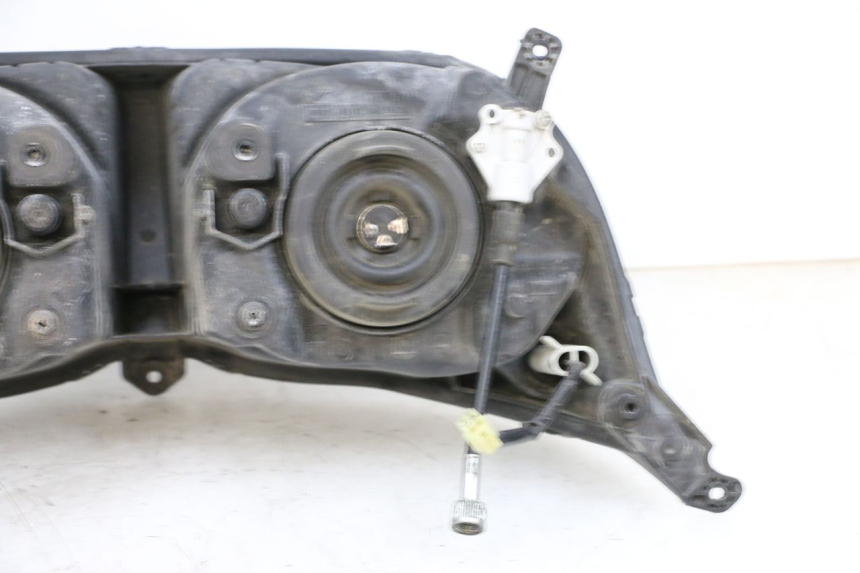 photo de VORDERSCHEINWERFER YAMAHA FJR ABS 1300 (2006 - 2012) - Fokus auf die Struktur