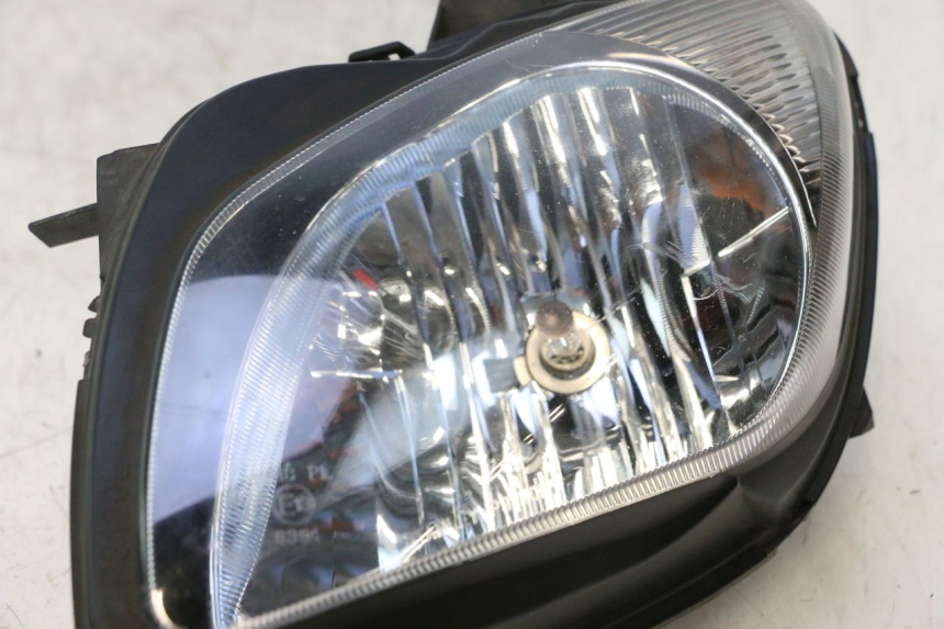 photo de SCHEINWERFER LINKS SUZUKI BURGMAN EXECUTIVE ABS 650 (2006 - 2012) - Zoom auf Gebrauchszustand