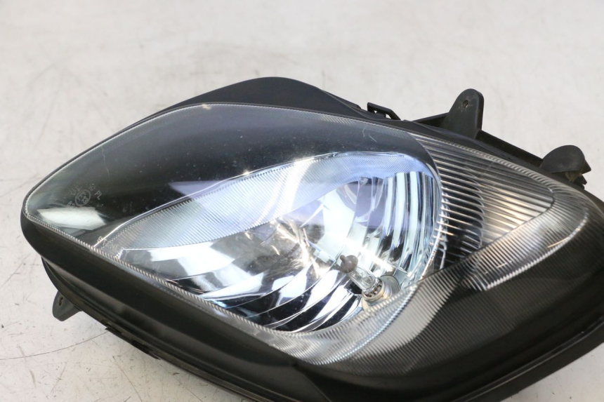 photo de SCHEINWERFER LINKS SUZUKI BURGMAN EXECUTIVE ABS 650 (2006 - 2012) - Alternative Perspektive