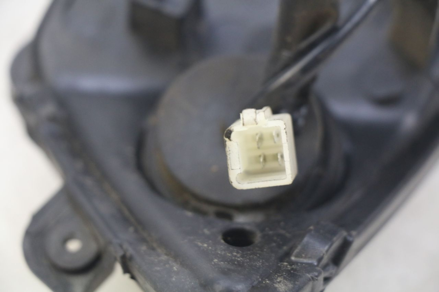 photo de LINKER VORDERSCHEINWERFER PEUGEOT CITYSTAR 2T 50 (2018 - 2021) - Technische Nahaufnahme