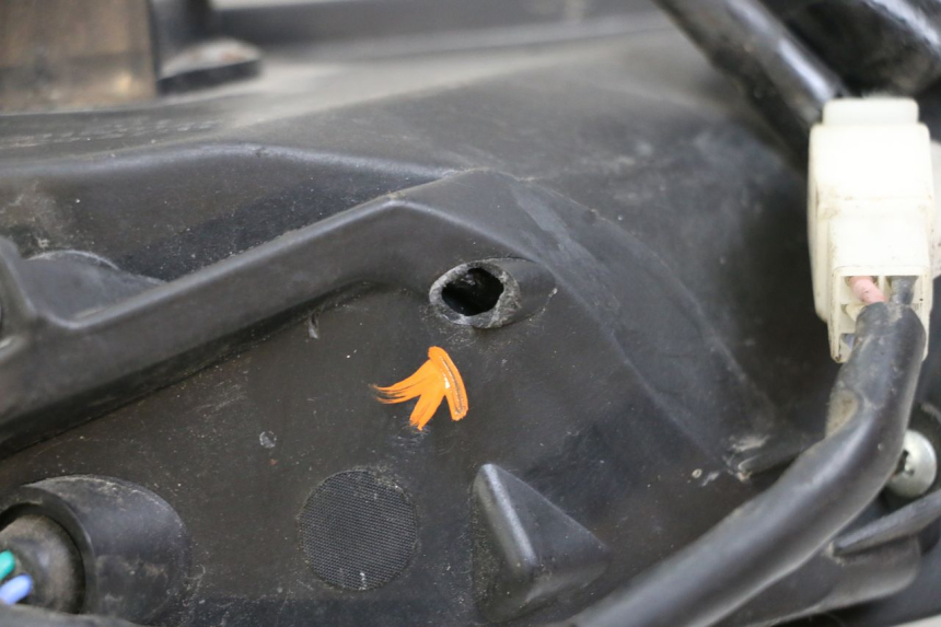 photo de SCHEINWERFER LINKS NECO GPX LC 2T 50 (2014 - 2018) - Technische Nahaufnahme