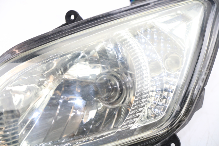 photo de SCHEINWERFER LINKS LINTEX HT50QT-36 VERONA 50 (2012 - 2017) - Details der Befestigungspunkte