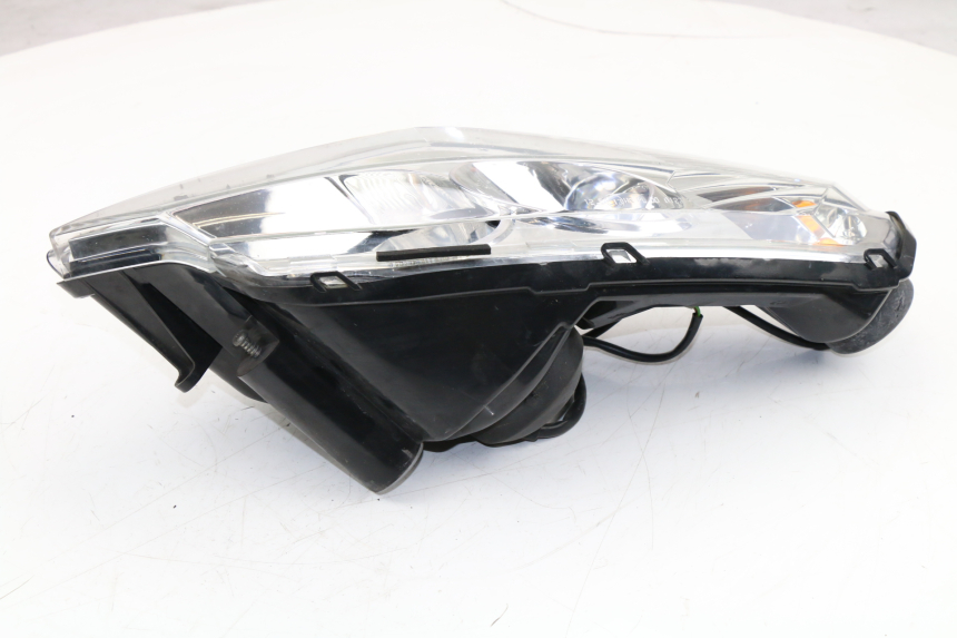 photo de SCHEINWERFER LINKS PEUGEOT SATELIS COMPRESSOR K15 125 (2006 - 2009) - Charakteristische Merkmale