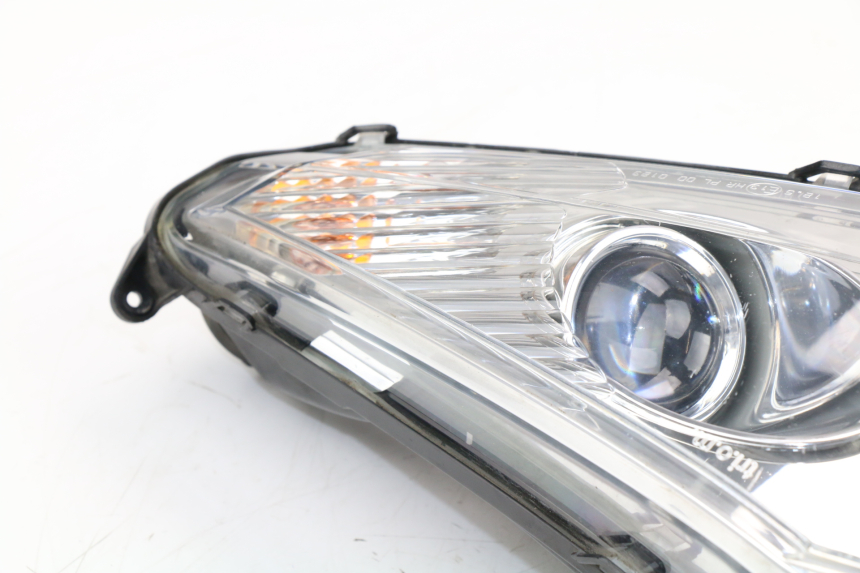 photo de SCHEINWERFER LINKS PEUGEOT SATELIS COMPRESSOR K15 125 (2006 - 2009) - Technische Nahaufnahme