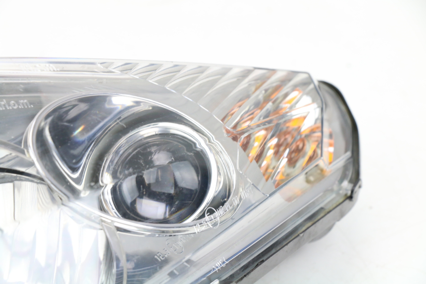 photo de SCHEINWERFER LINKS PEUGEOT SATELIS COMPRESSOR K15 125 (2006 - 2009) - Alternativer Blickwinkel