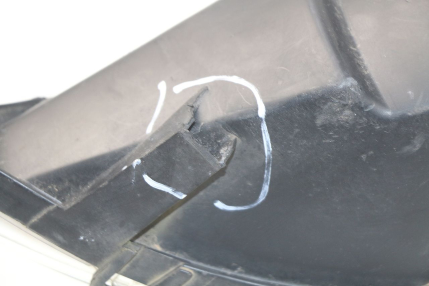 photo de SCHEINWERFER LINKS PEUGEOT SATELIS 300 (2012 - 2015) - Zoom auf Gebrauchszustand