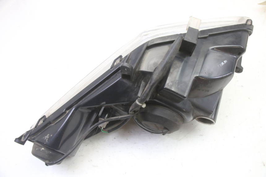 photo de SCHEINWERFER LINKS PEUGEOT SATELIS 250 (2006 - 2012) - Technische Nahaufnahme