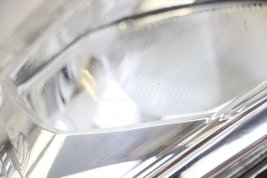 photo de SCHEINWERFER LINKS PEUGEOT SATELIS 125 (2013 - 2018) - Zoom auf Gebrauchszustand