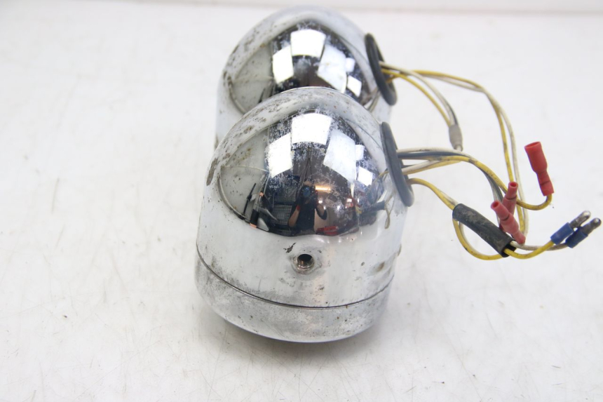 photo de VORDERSCHEINWERFER SUZUKI GSX-F GSX  F 1100 (1988 - 1994) - Zoom auf Gebrauchszustand