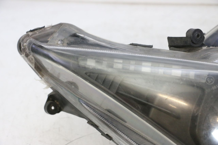 photo de SCHEINWERFER JM MOTORS GTS 125 (2015 - 2019) - Qualität der Gebrauchtware