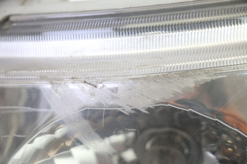 photo de SCHEINWERFER DAELIM HISTORY 125 (2001 - 2002) - Detailansicht des Bauteils