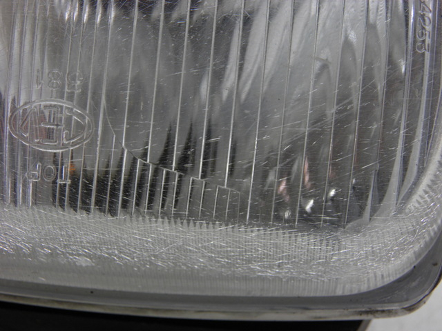 photo de SCHEINWERFER HONDA NH VISION 50 (1985 - 1994) - Details der Befestigungspunkte