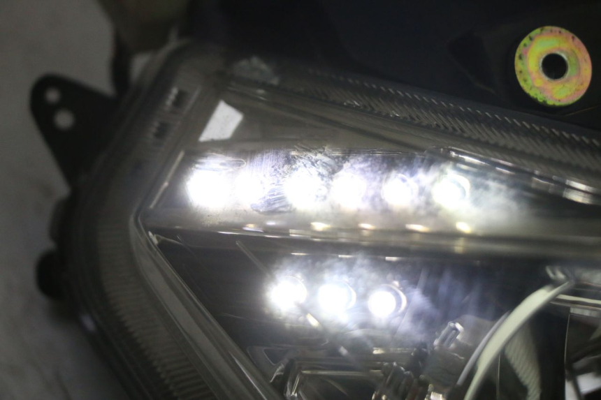 photo de VORDERSCHEINWERFER SYM JET 14 4T 50 (2018 - 2022) - Alternative Perspektive